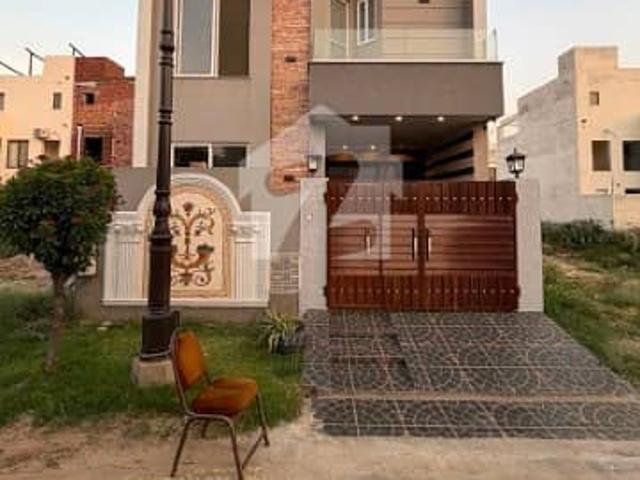 5 Marla Brand New House For Sale In Lake City Sector M8