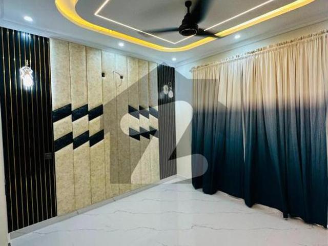 5 Marla Brand New House For Sale In Park View City, Lahore Park View City