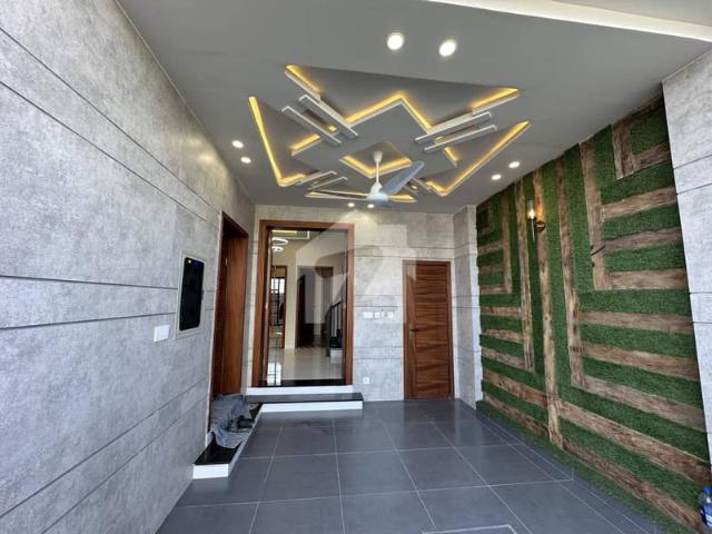 5 Marla Brand New House For Rent