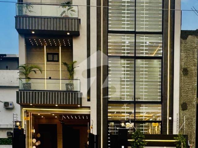 5 Marla brand new house in Central Park E block