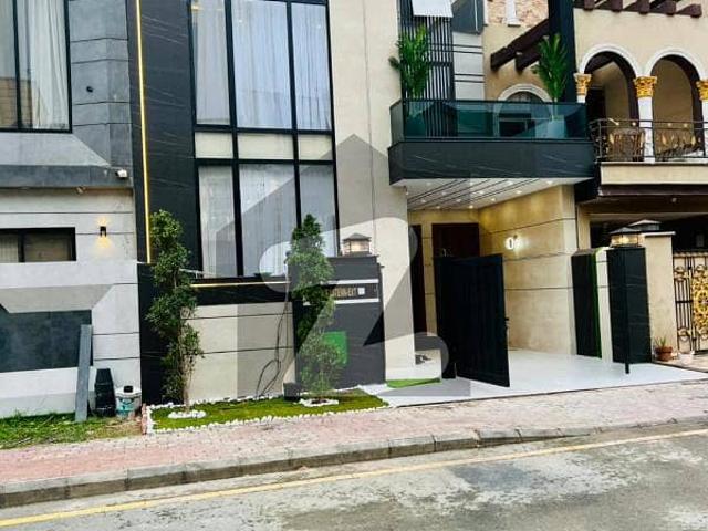 5 Marla Brand New House Is Available For Sale In Bahria Orchard Phase 1 Eastern Extension Lahore