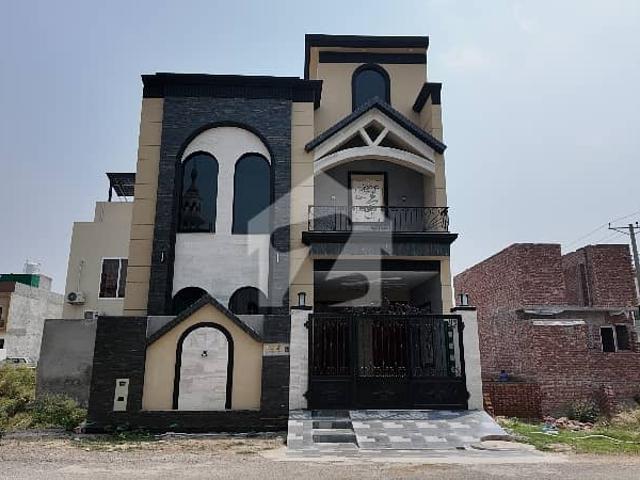 5 Marla Brand New Lush House Available For Sale In Prime Location Paragon City