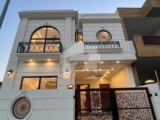5 Marla Brand New Luxury House Available For Sale