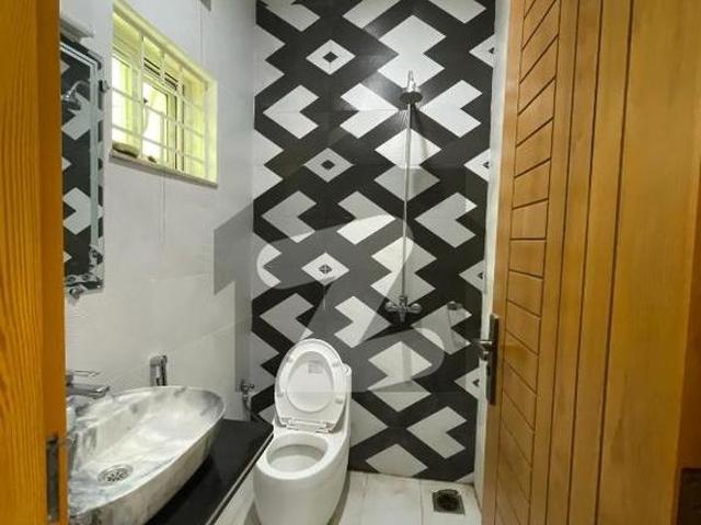 5 Marla Brand New Luxury House For Sale I 11/2