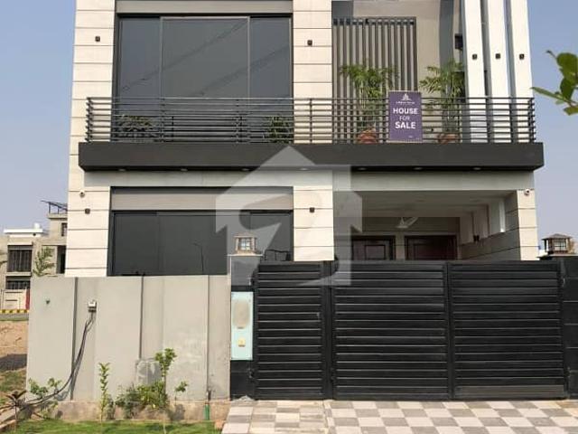 5 Marla Brand New Modern Design Lavish House For Sale In Park View City Lahore | For Discounted Price And Original Pictures Download The App Signature Lands