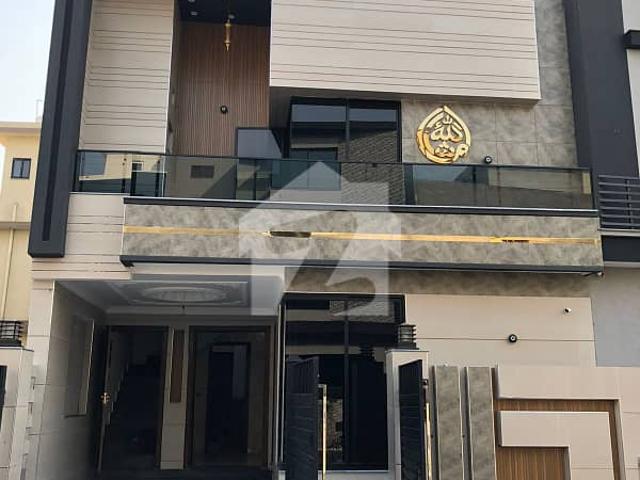5 Marla Brand New Modern Design Lavish House For Sale In Parkview City | For Discounted Price And Original Pictures Download The App Signature Lands