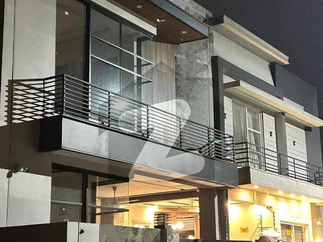 5 Marla Brand New Modren Design House Available For Rent In DHA 9 Town Lahore