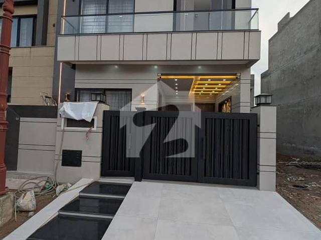 5 Marla Brand Used House for Available for Sale