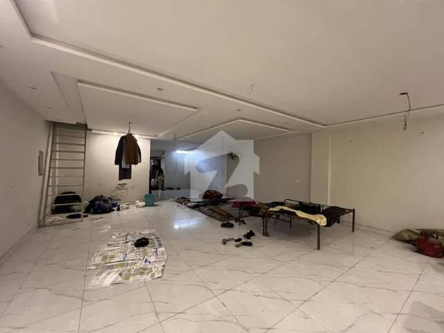 5 Marla Commercial Basement Available For Rent In Main Boulevard Lake City