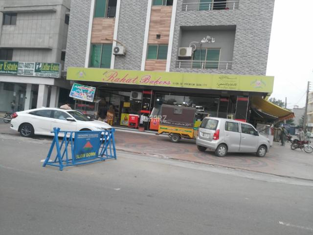 5 Marla Commercial Building for Sale in Lahore Canal Garden