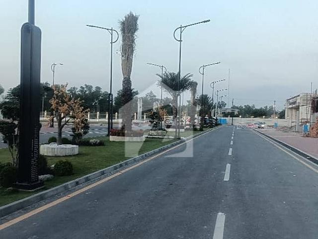 5 Marla Commercial Plot Unit For Sale In MARKET PLACE 204, Near White Rose Marquee, East Canal Road Faisalabad