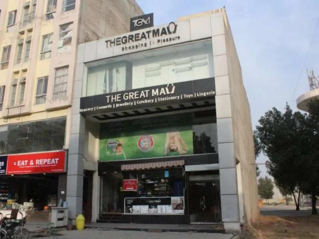 5 Marla Commercial Property For Rent Bank, Multinational Brands Lahore Bahria Town ID 59269
