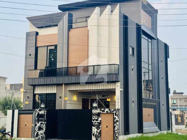 5 Marla Corner House In Central Park A1 Block