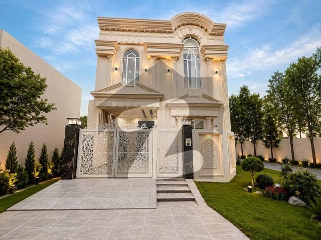 5 Marla Corner Luxury Classic House For Sale | 5 Bedroom Dream Home in Citi Housing Gujranwala