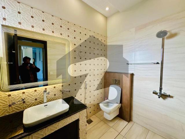 5 Marla Corner Luxury House For Sale In Park View City Lahore Park View City