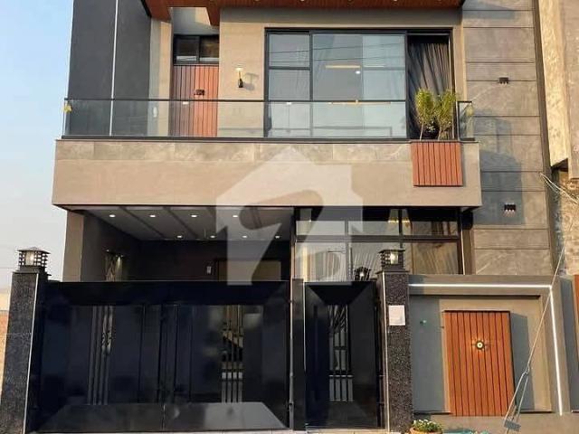 5 Marla Corner Plus Park Facing Ultra modern Elevation House For Sale in Wapda Town