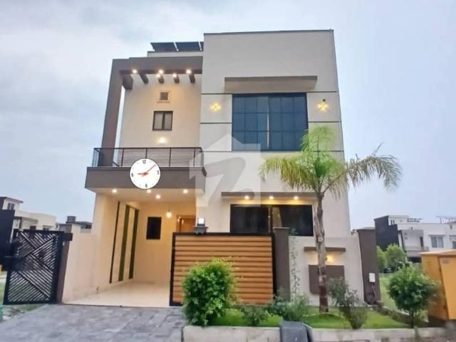 5 Marla Designer Furnished House For Sale With 7kv Soar Installed In M Block