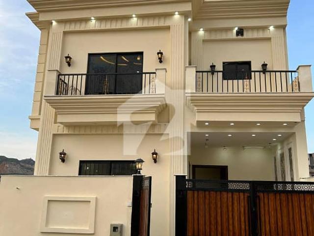 5 Marla Double Unit Shourt Corner House Available For Sale