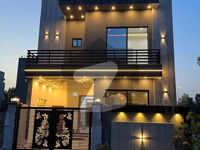 5 Marla Double Story Fresh HOUSE available For SALE CITIHOUSING samundri road Faisalabad. Citi Housing Society Phase 2