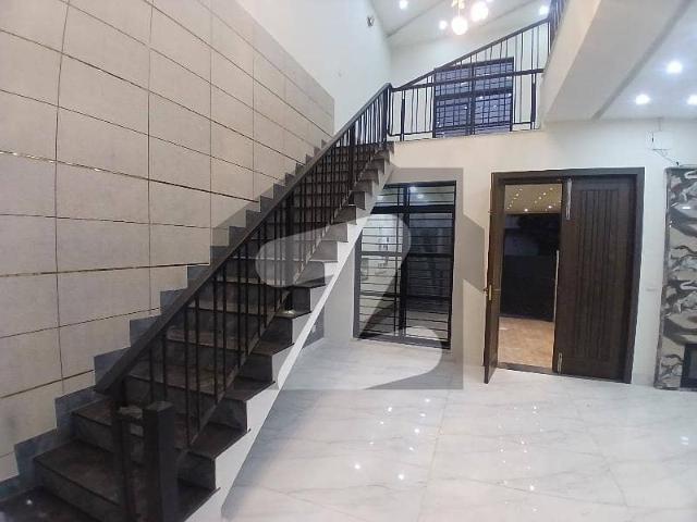 5 Marla Eden Valley Stylish House