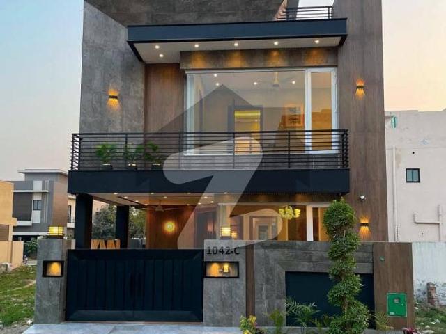5 marla elegant and fully maintained super hot located bungalow is available in the best block of dha lahore