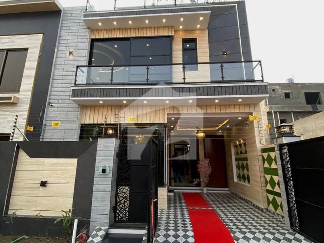 5 marla elegant & super hot located bungalow is available in central park housing society, lahore