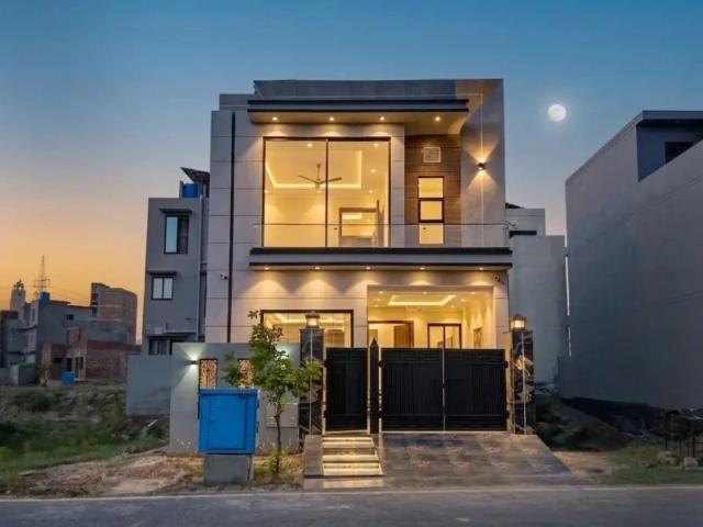 5 Marla Facing Park Modern House For Sale in Lake City Sector M 6 Lahore Raiwind Road ID 99191