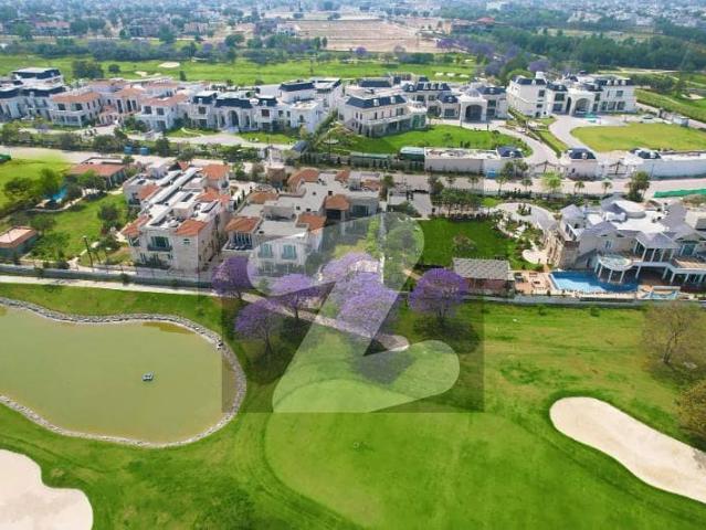 5 Marla Facing Park Plot For Sale In Lake City