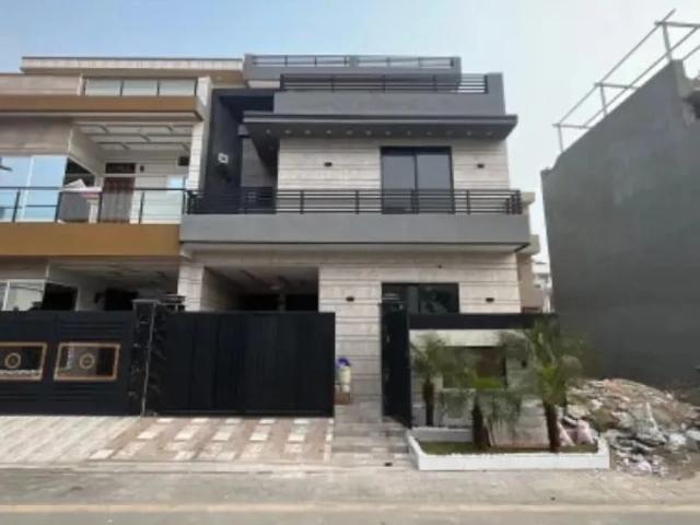 5 Marla Facing Park Triple Storey Brand New House For Sale At Prime Location Lahore Raiwind Road ID 99306