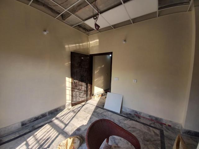 5 Marla Flat for Rent