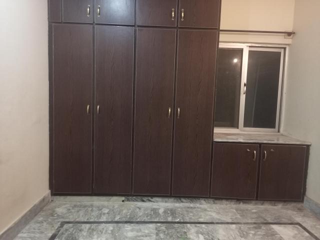 5 Marla Flat for Rent