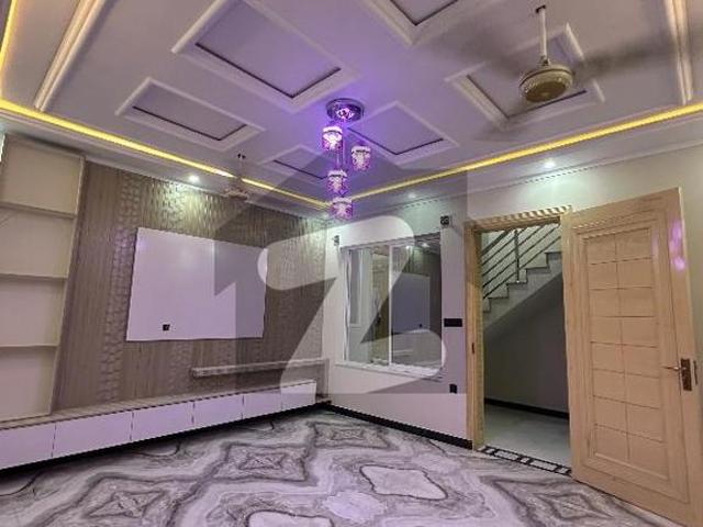 5 Marla Fresh House For Sale In Zone 3 At C1 Sector Regi Model Town Phase 3 Block C1