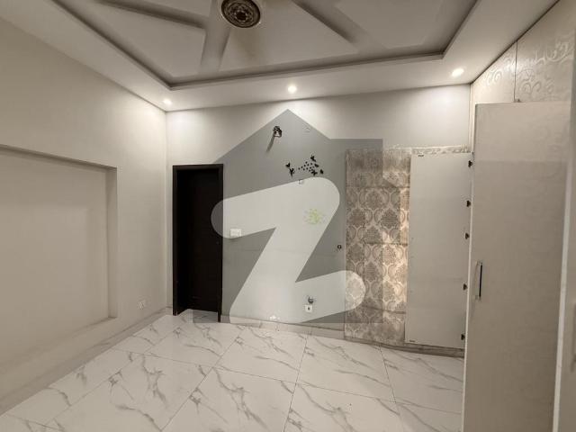 5 marla good condition full house available for rent in canal garden near bahria town lahore canal garden