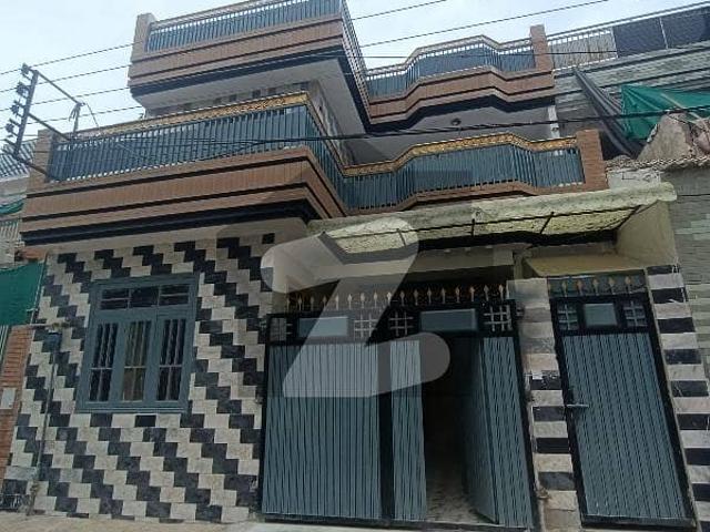 5 Marla Good Condition South Open House For Sale In Hayatabad Phase 1 Sector D4