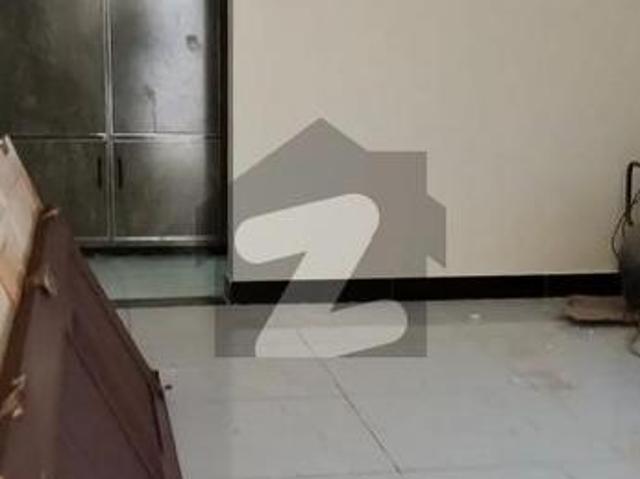 5 Marla ground floor available for rent in Gulberg avenue bahawalpur Canal Road