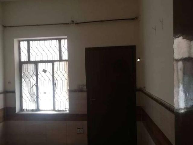 5 Marla ground Floor Separate Rasta ha Rent pur Samananbad Jinnah coly Lahore Samanabad ID 15060