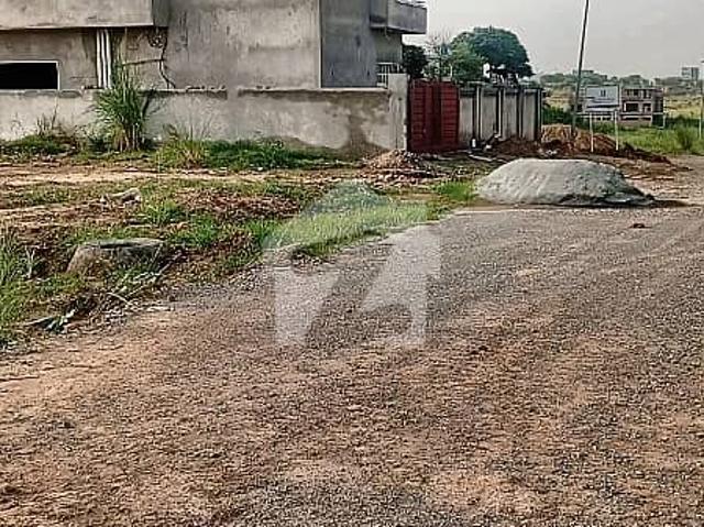 5 Marla Highted Plot For Sale In Topcity E Block