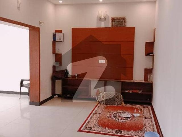 5 Marla House near to Park available for rent