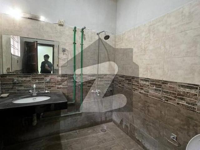 5 Marla House near to Park available for rent Bahria Enclave Sector G