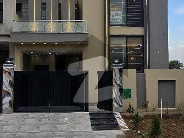 5 Marla House Available For Sale
