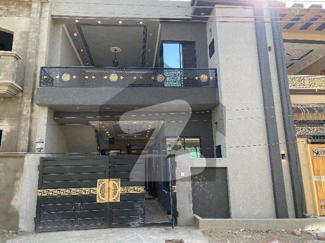 5 Marla House Available For Sale