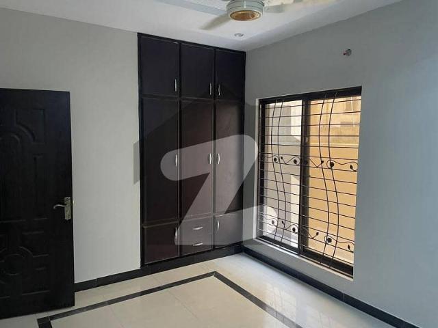 5 Marla House Available For Rent In Bahria Town Lahore Hot location