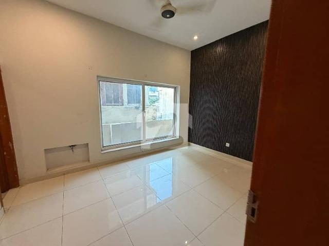 5 Marla House Available For Rent In D 12/1 If You Hurry