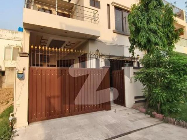 5 Marla House Available For Rent in DC Colony Gujranwala cantt Citi Housing Society