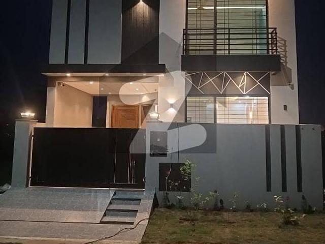 5 Marla House Available For Rent In Dha 9 Town Lahore