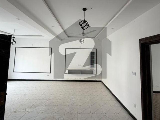 5 Marla House Available For Rent In Sector B On Prime Location And Reasonable Price Bahria Enclave