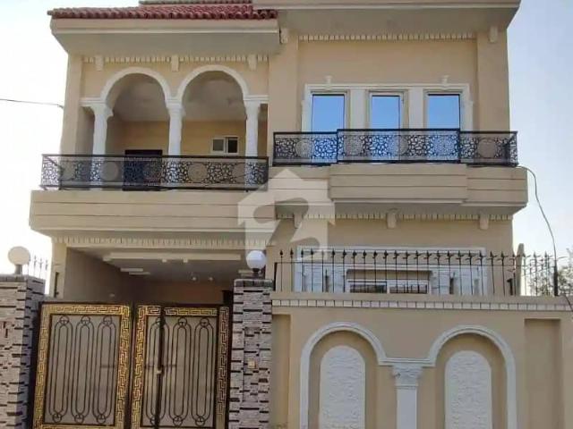 5 marla house double storeys + ready to shift, out class location for sale in etihad town phase1 raiwind road lahore