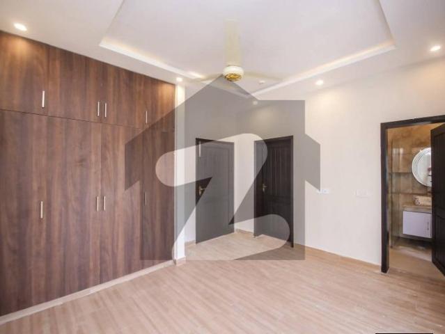 8 marla house for rent in dha 9 town