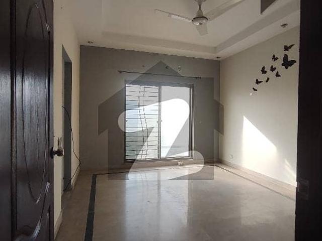 5 Marla House For Rent In Paragon City