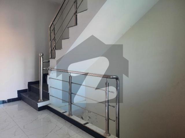 5 marla house for sale b 17